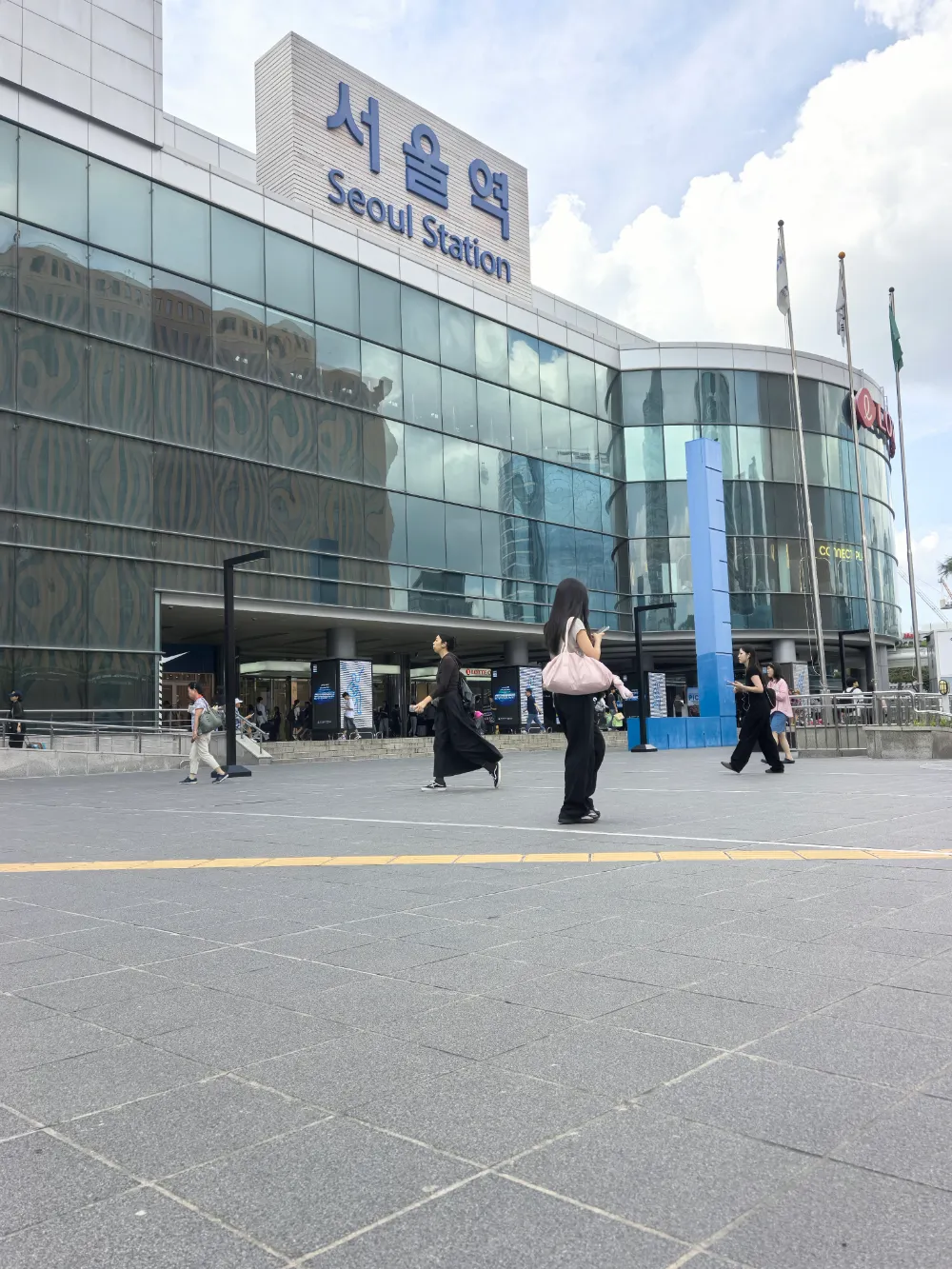 Cloch Pábhála Éicea Beata Ceramics Sonraithe do Thionscadal Poiblí Stáisiún Seoul